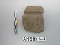 藏品(灰色泥質陶口緣)的圖片